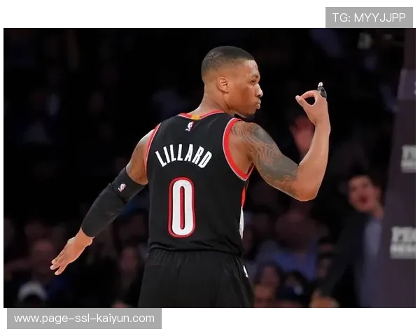 利拉德突破造犯规,开拓者稳住节奏 利拉德突破造犯规,开拓者稳住节奏